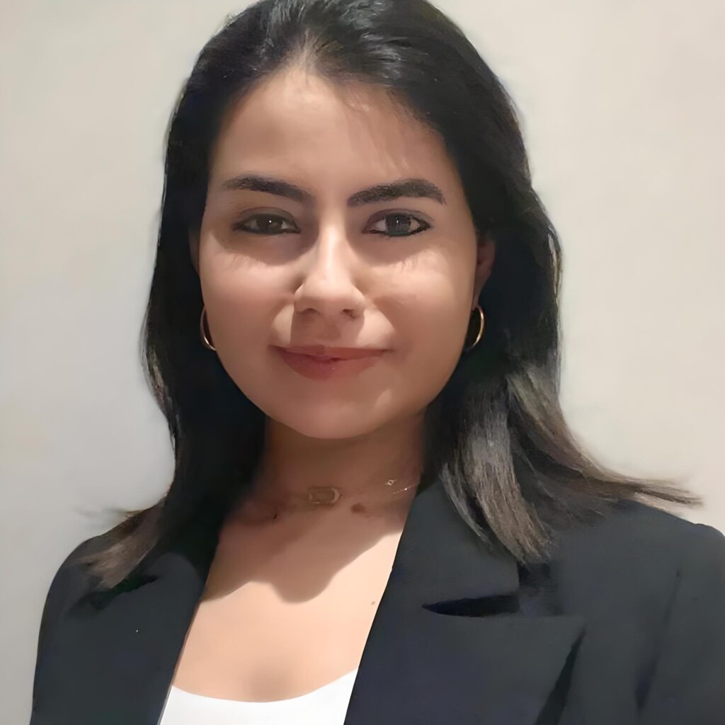 Portrait de EL MAAROUFI Rim, membre de l’équipe de l’agence de communication Vyneei